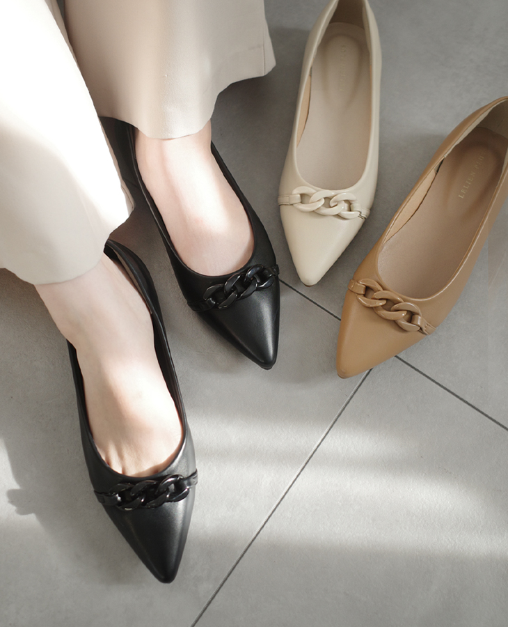 チェーン付きフラットパンプス