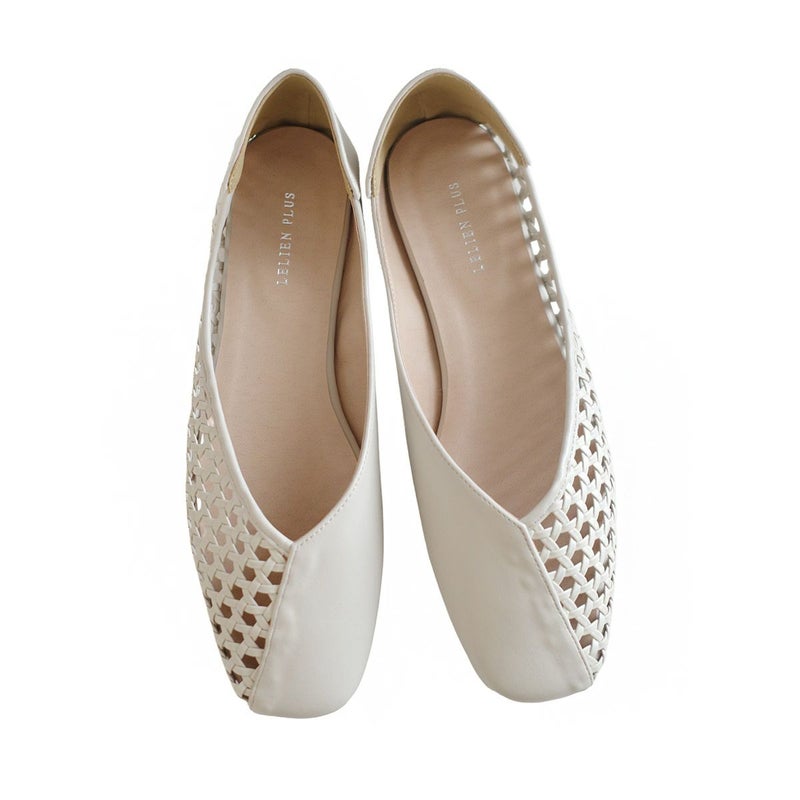 エクリュベージュ(メッシュ)