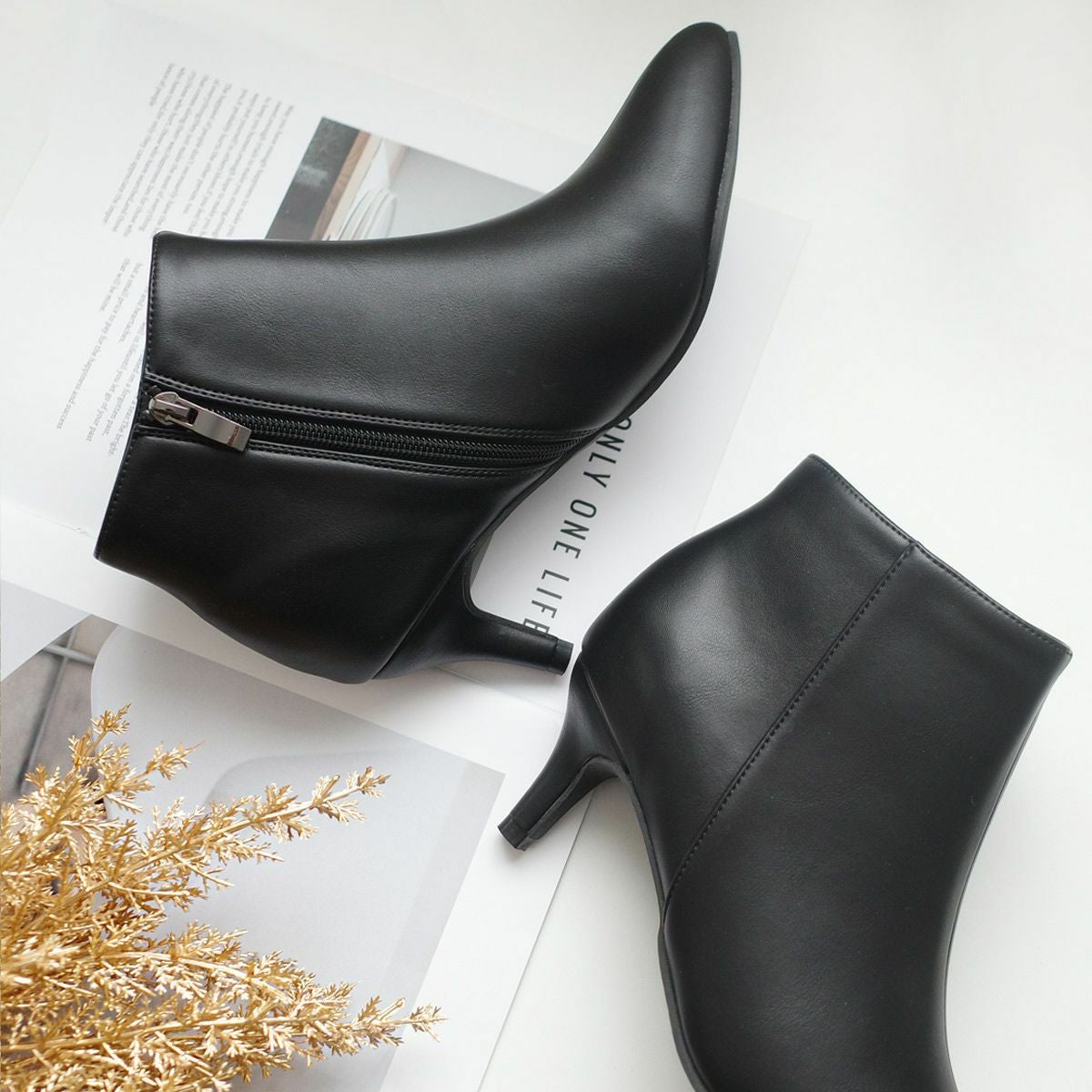 ファスナー付きショートブーツ レディース | 《公式》レディース