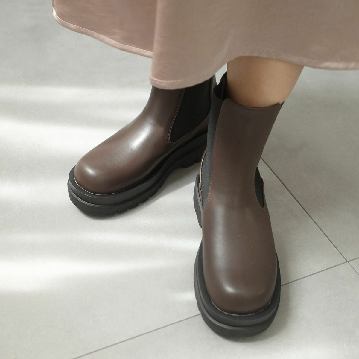 トラックソールサイドゴアブーツチェルシーブーツ レディース | 《公式