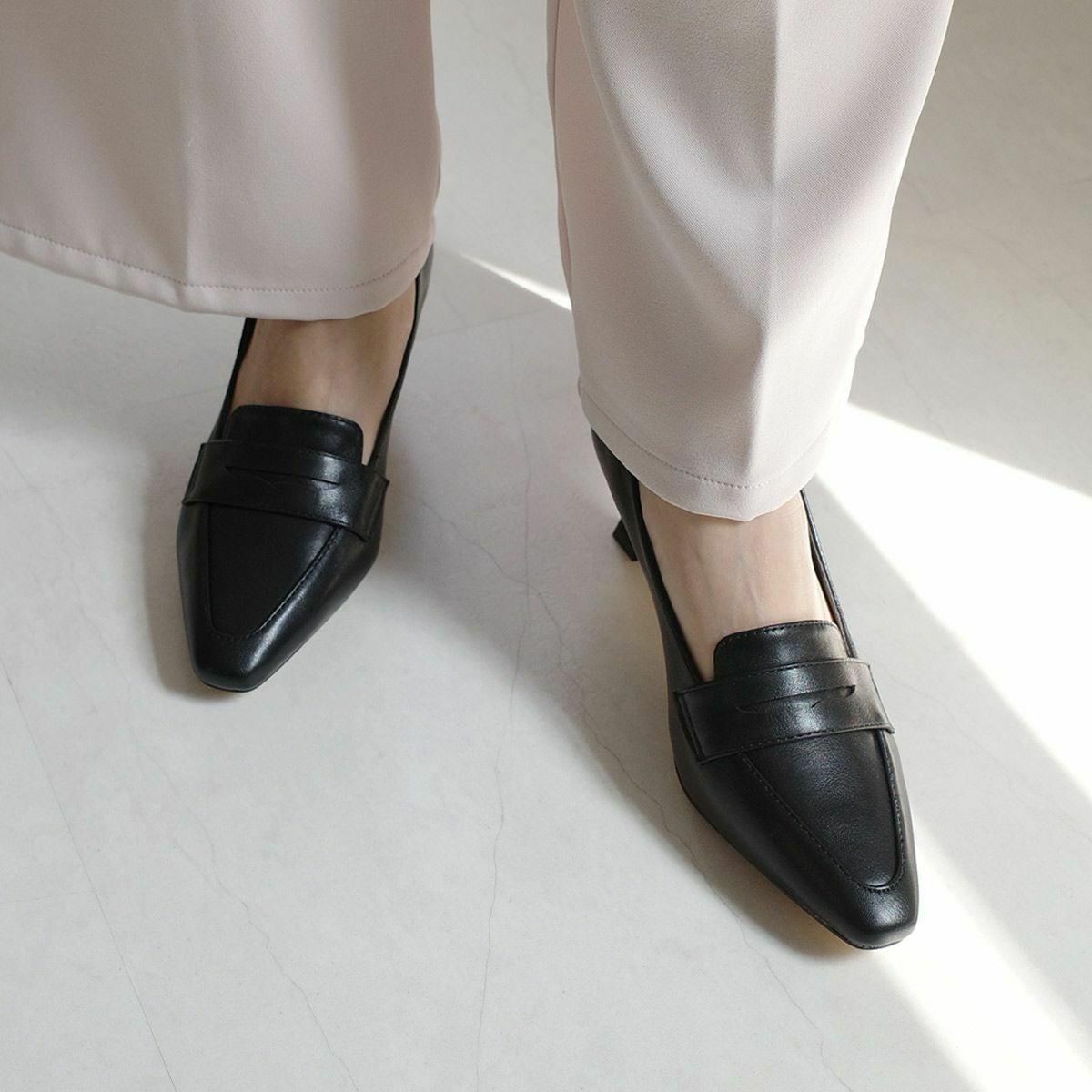 在庫限り！特別価格！】ヒールアップローファーパンプス レディース