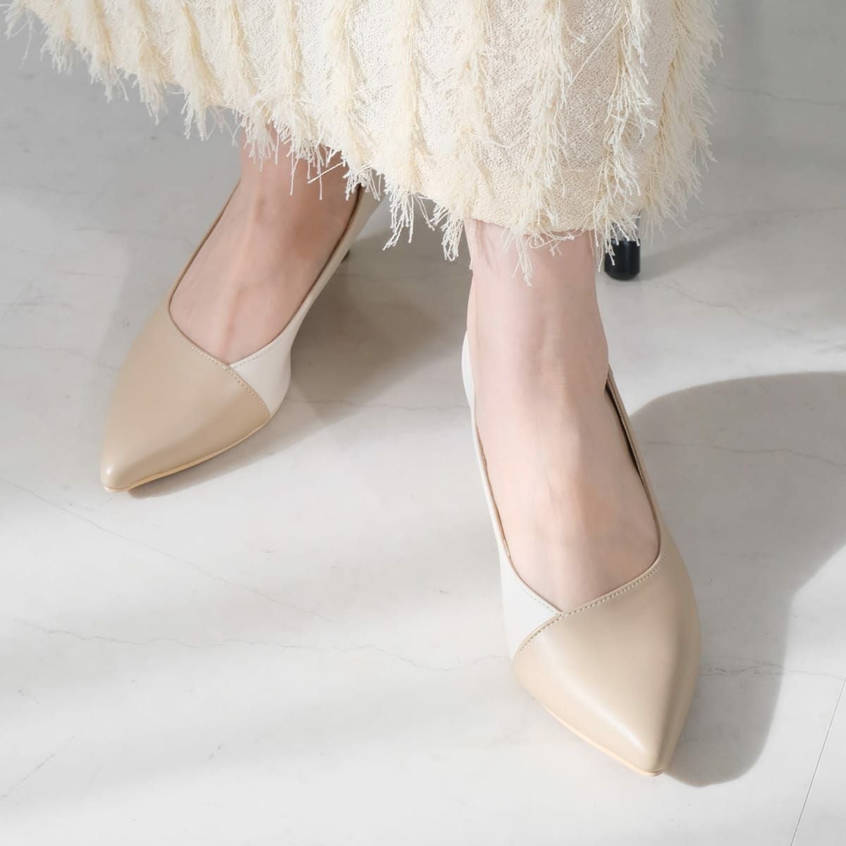 ポインテッドトゥバイカラーパンプスレディース靴 レディース | 《公式