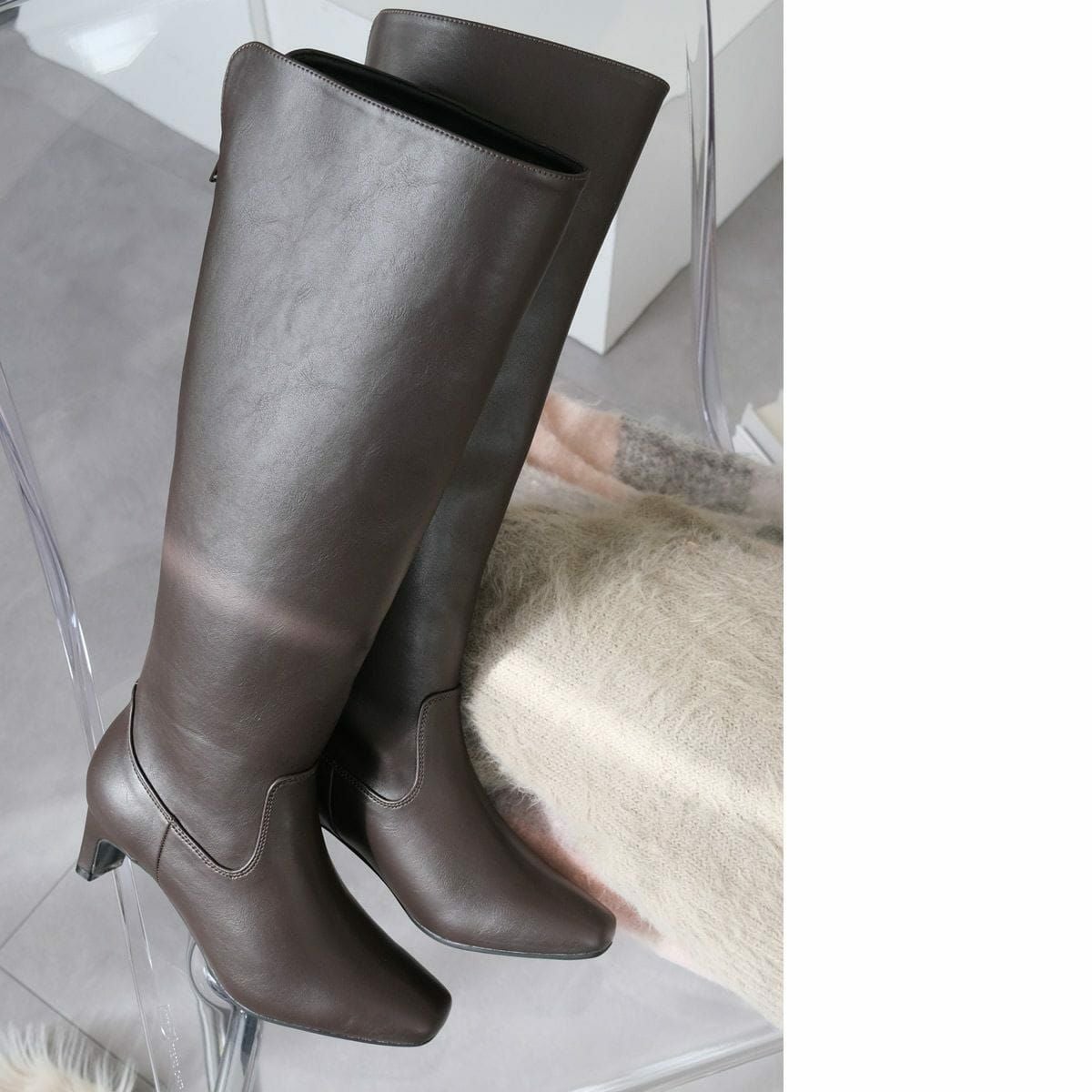 松村沙友理さん着用】スクエアトゥプレートヒールロングブーツ