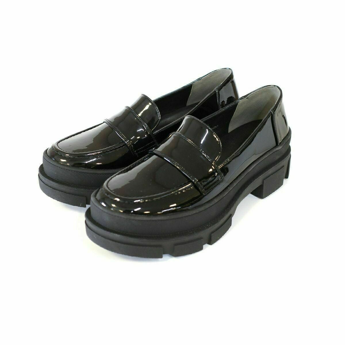 在庫限り！特別価格！】晴雨兼用生活防水ラグソールローファー