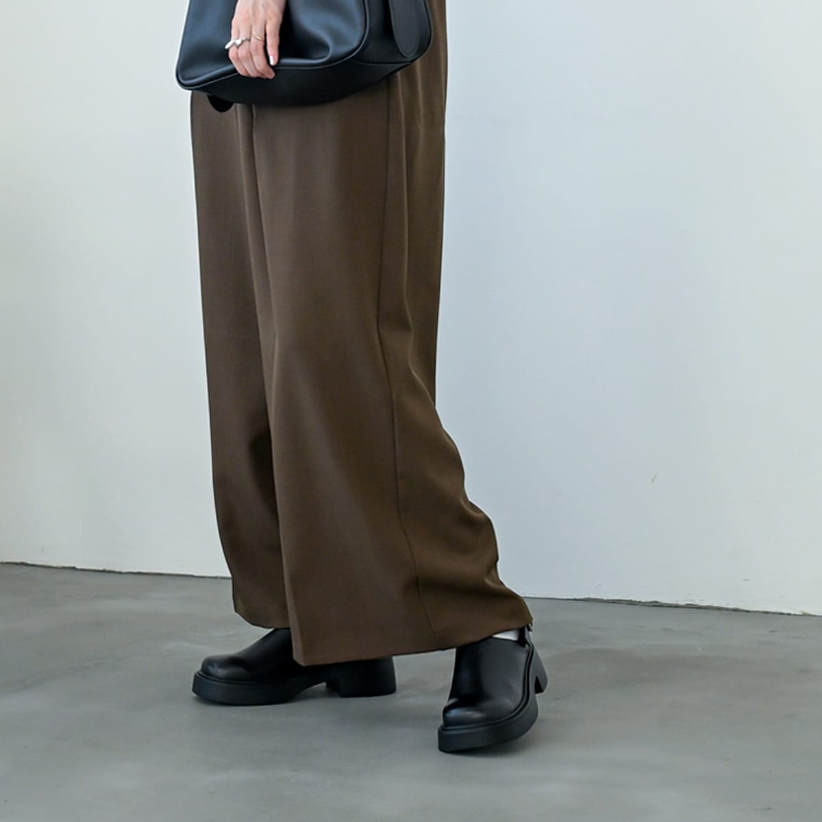 在庫限り！特別価格！】プラットフォームベルトクロッグシューズバック