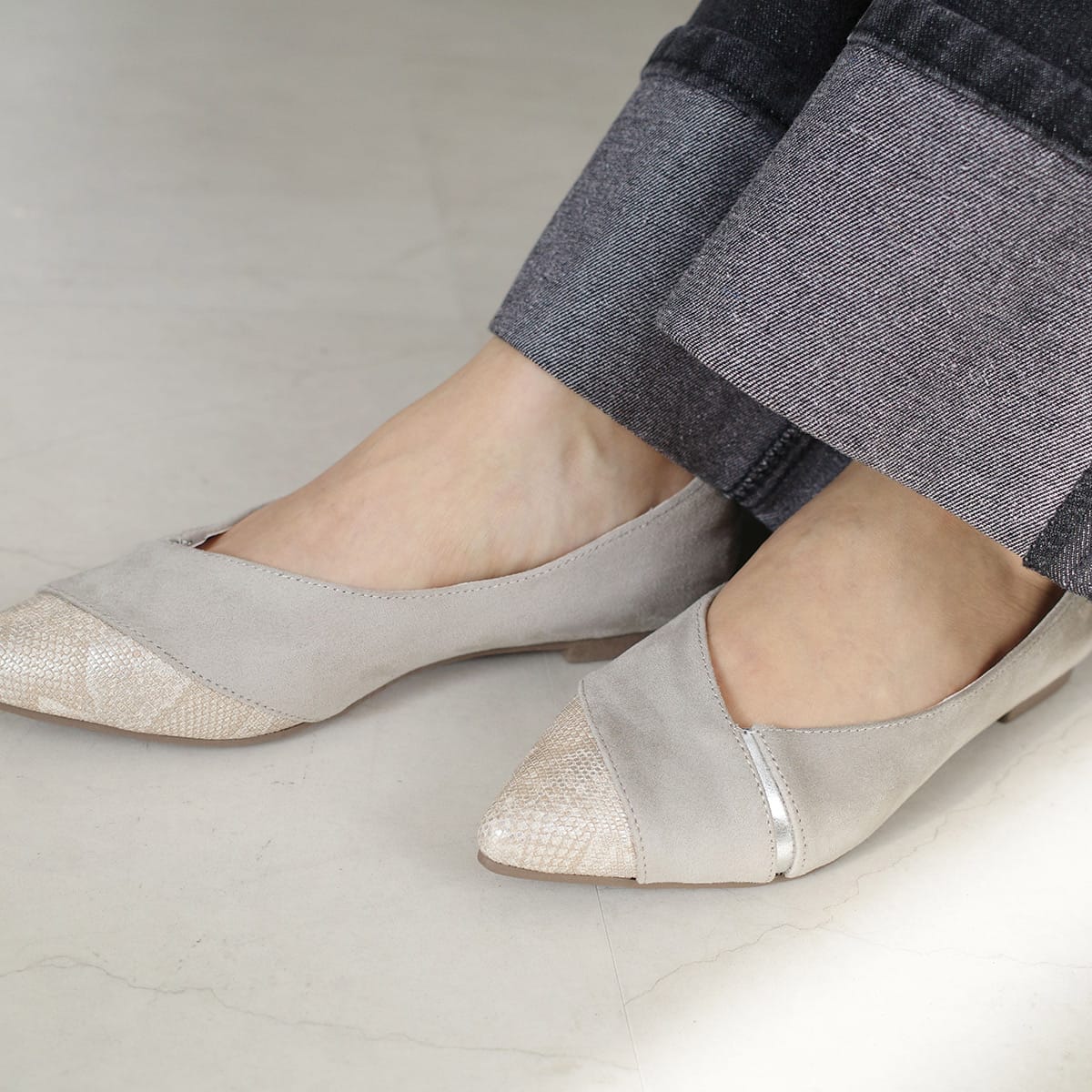 ポインテッドトゥパンプスアシンメトリーフラットパンプス レディース