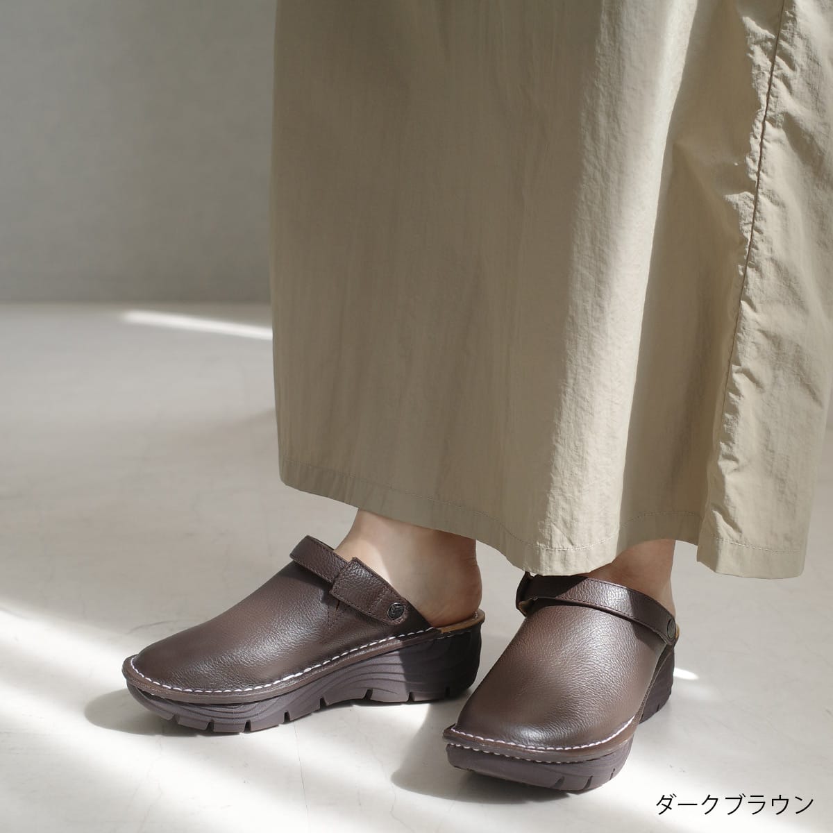 本革2WAYサボサンダル レディース | 《公式》レディースシューズ通販 本革2WAYサボサンダル レディース | 《公式》レディースシューズ通販