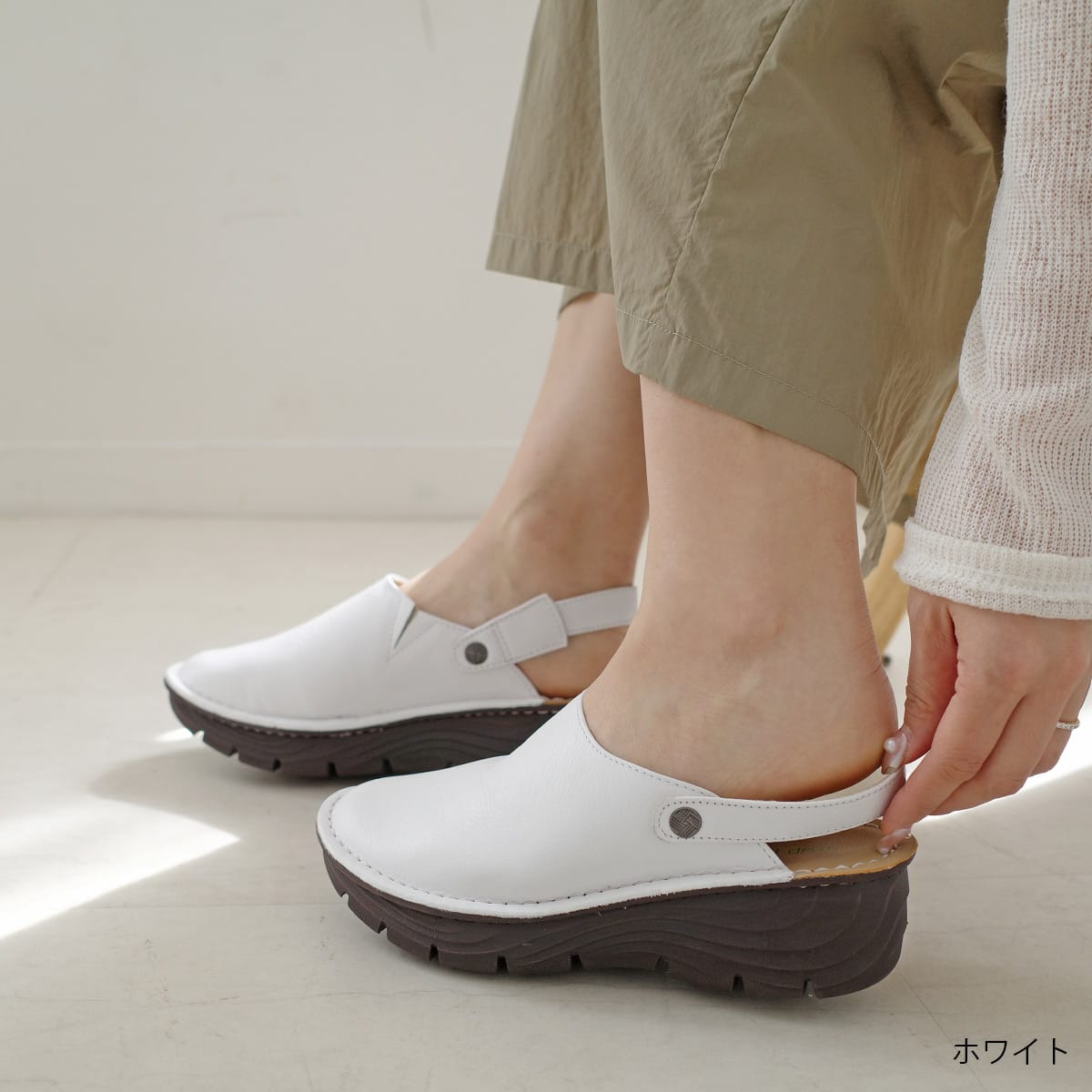 本革2WAYサボサンダル レディース | 《公式》レディースシューズ通販